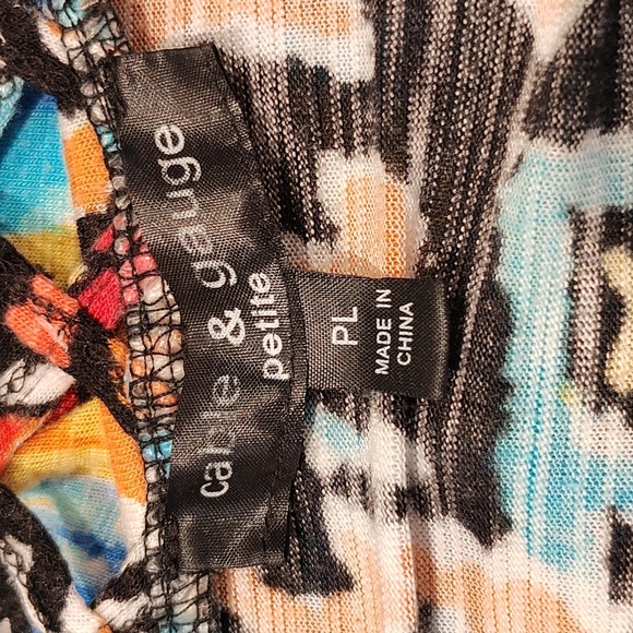 Cable & Gauge Short sleeve abstract print top - Picture 5 of 5